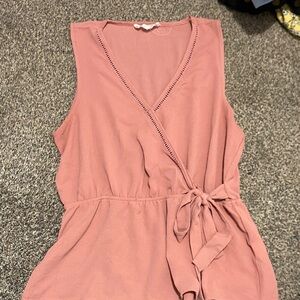 Pink Rose Sleeveless Blouse in Dusty Pink